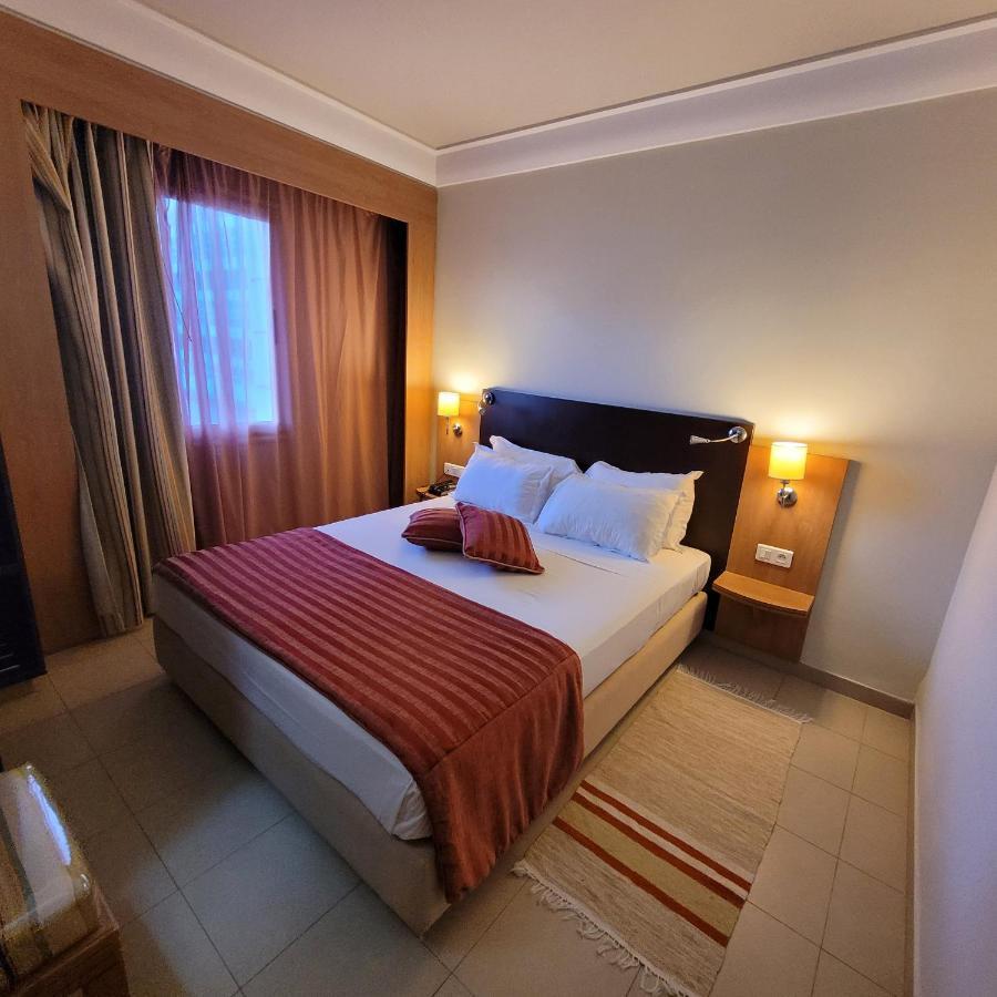 Hotel Tiba Tunis Exterior foto
